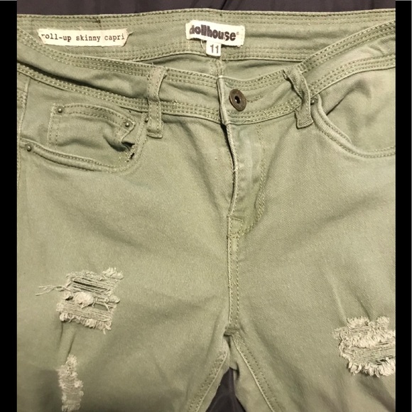 Dollhouse colored jeans - Picture 4 of 5